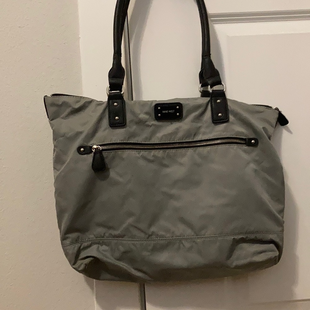 Gray Nine W. shoulder bag
